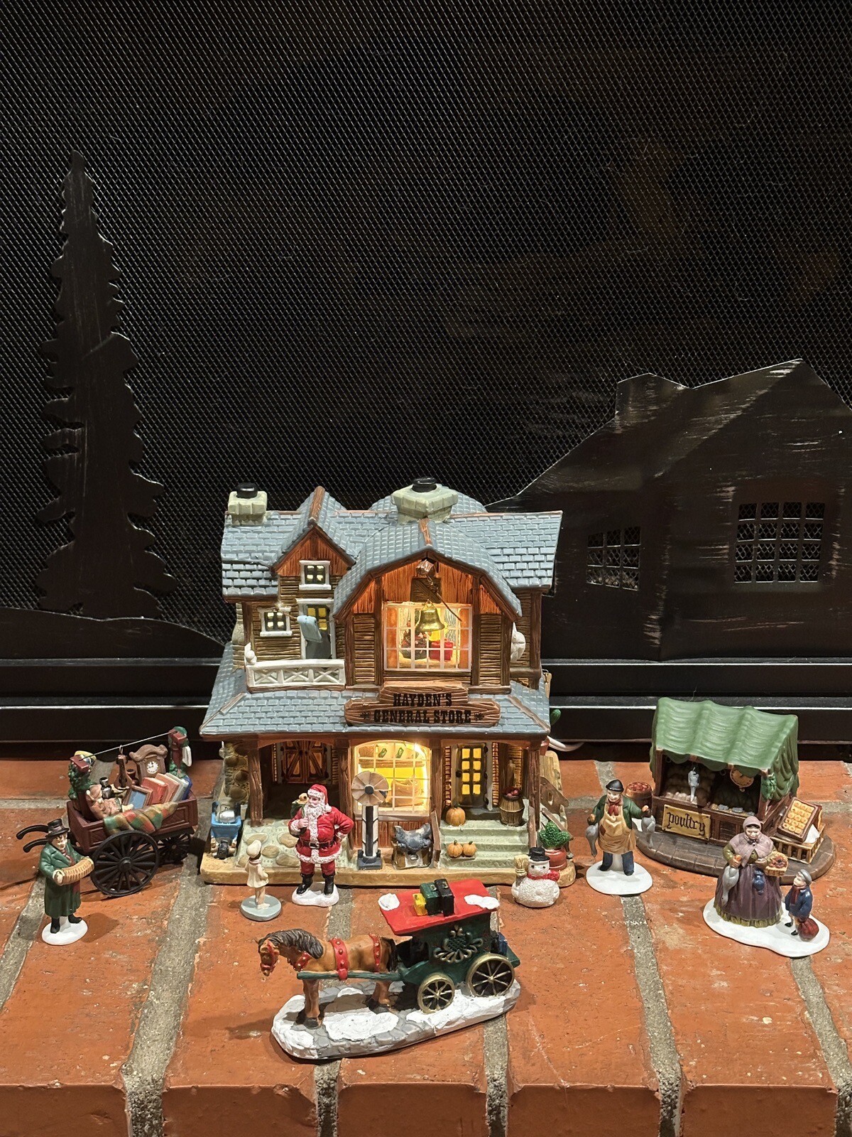 RARE/RET 08' LEMAX HAYDEN’S GENERAL STORE LIGHTED VILLAGE+9 PCS***SEE VIDEO***