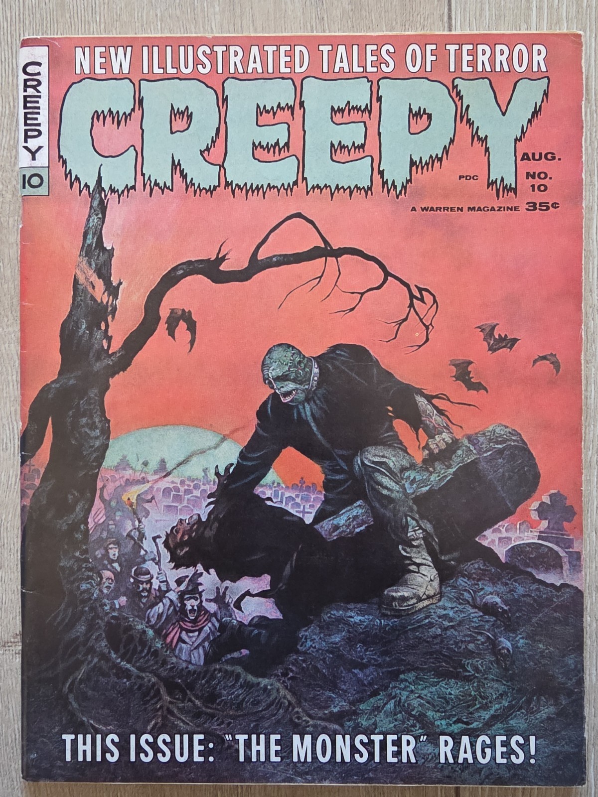 CREEPY #10 (Warren Publishing August 1966) Cover Frazetta