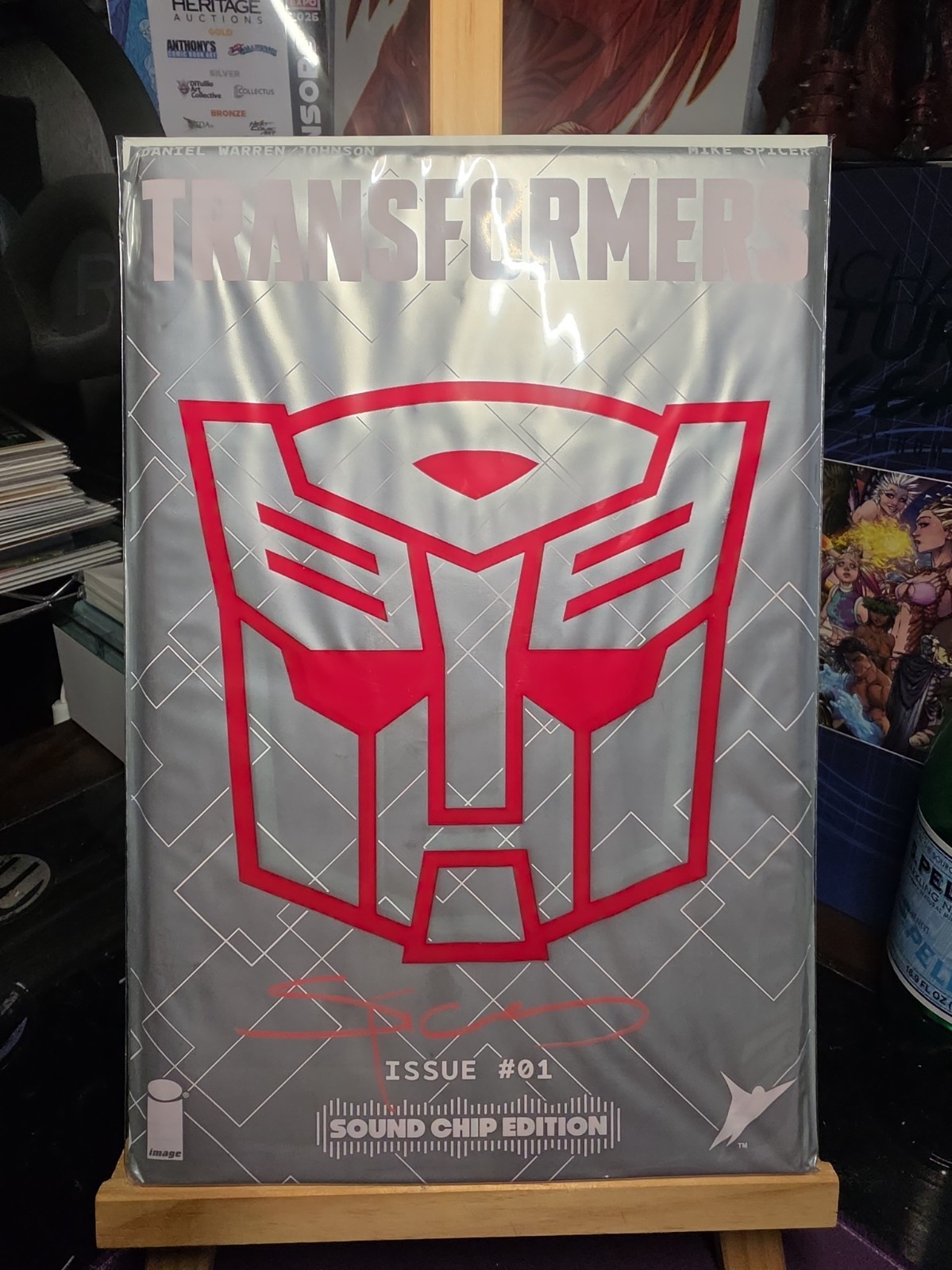 TRANSFORMERS 1 SEALED AUTOBOT SIGNED MIKE SPICER COA SOUND CHIP EDITION 2025 .