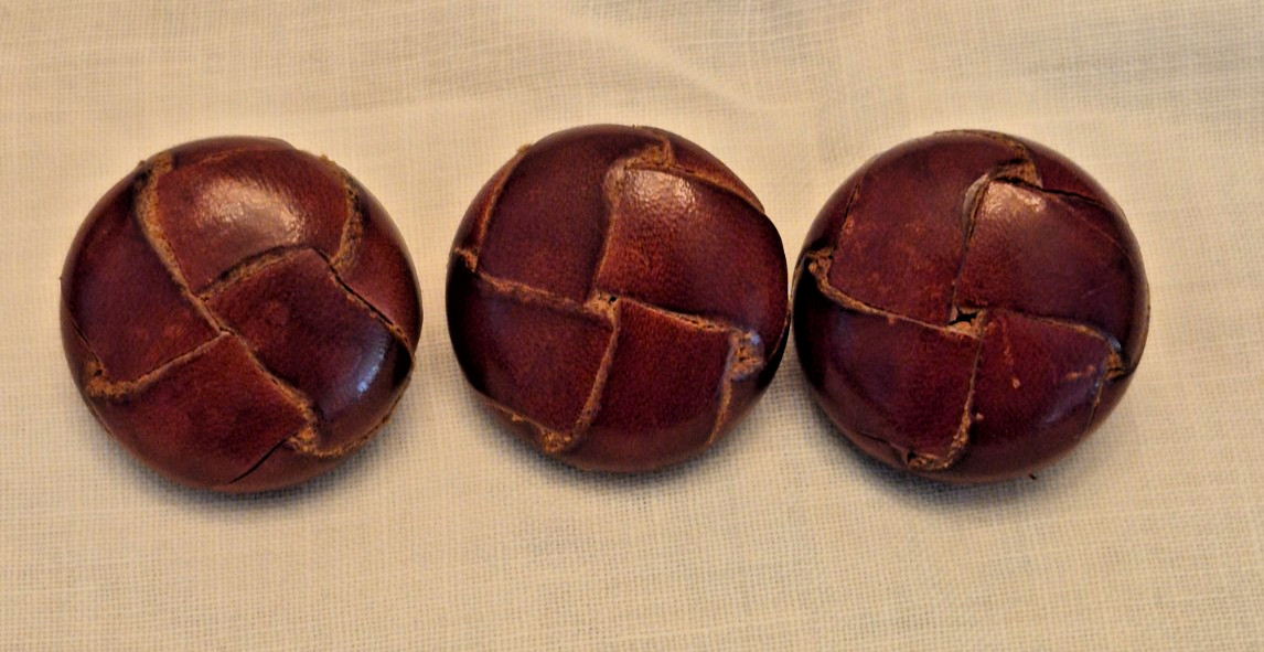 VINTAGE GENUINE LEATHER WOVEN BUTTONS w METAL SHANKS-3, MEDIUM BROWN