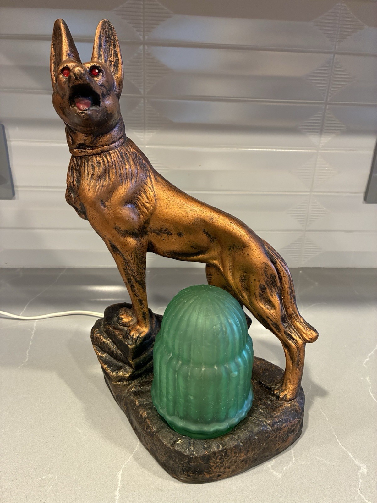 Vtg Art Deco German Shepherd Lamp Rin Tin Tin Era Uranium Glass Shade Red Eyes