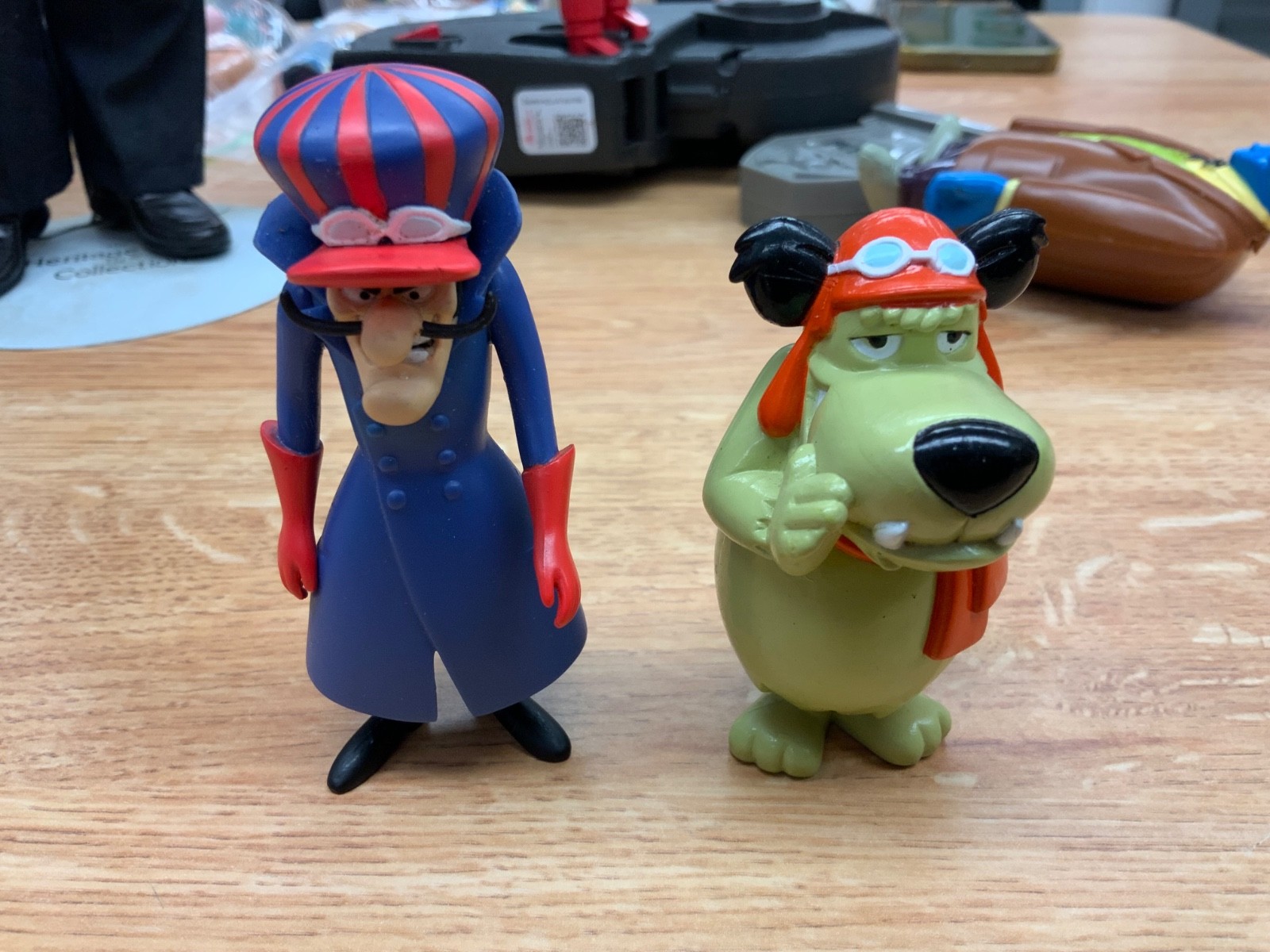 Hanna Barbera Warner Bros. DASTARDLY & MUTTLEY DOG 2.5