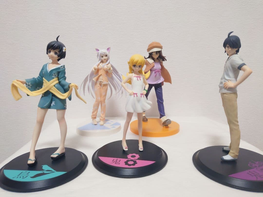Bakemonogatari Junk Figure Set Collectible Anime Figures Authentic Japan