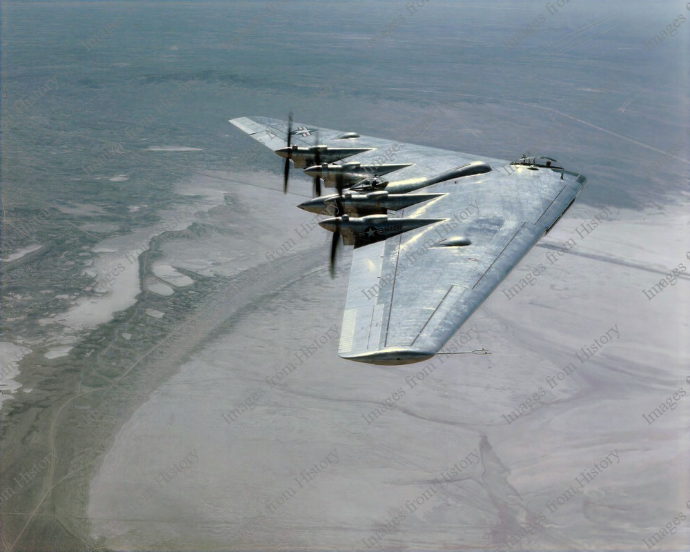8x10 Photograph Northrop YB-35 Flying Wing Aircraft Pusher Propellers 1949 #NRP