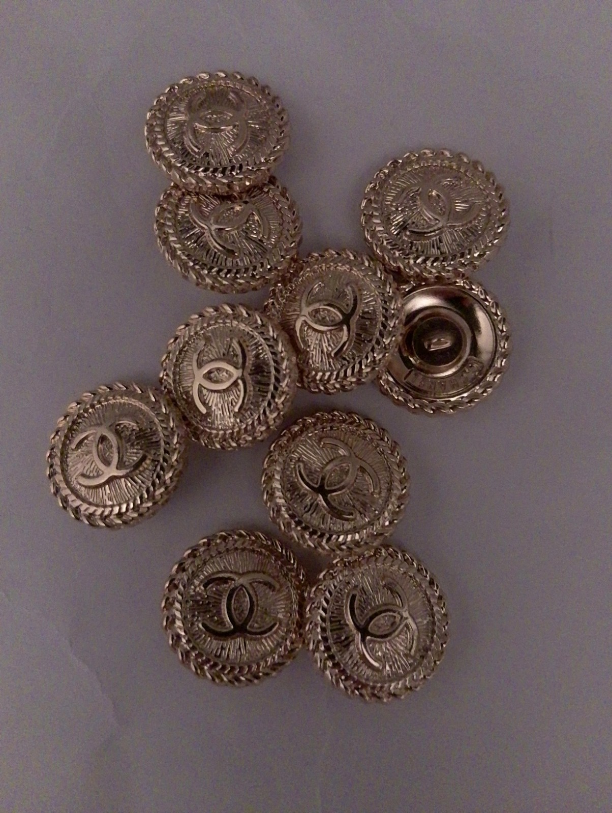 Lot Of 8.   16 Mm Designer Cc Vintage Button Gold Tone Chanel Button 