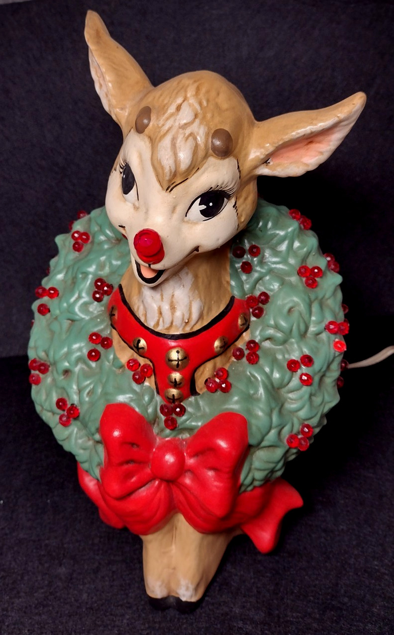 Vtg Rudolph Reindeer Light Up Nose & Christmas Wreath Ceramic Pin Light Figurine