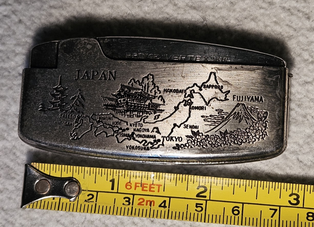 Vintage Mid-Century Lighter With Map of Japan Gay Little Hearts