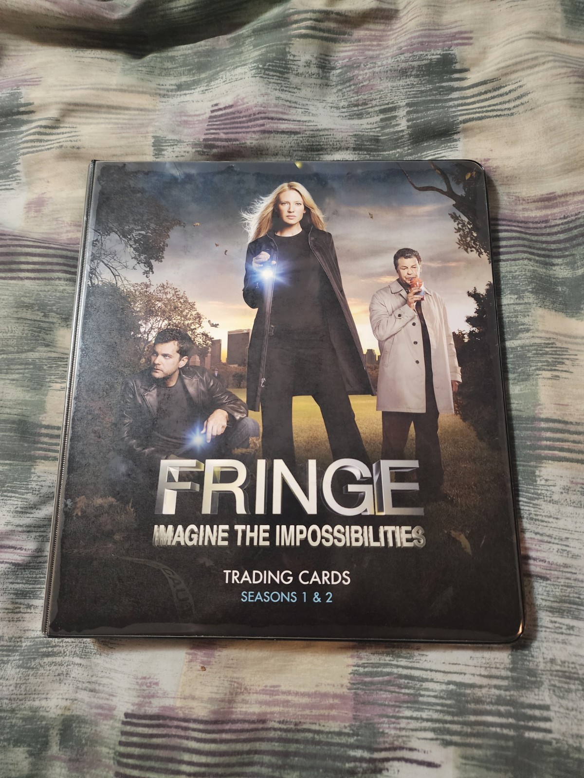 HTF Fringe Trading Cards Seasons 1&2 Binder with Complete 72 Card Base Set Plus