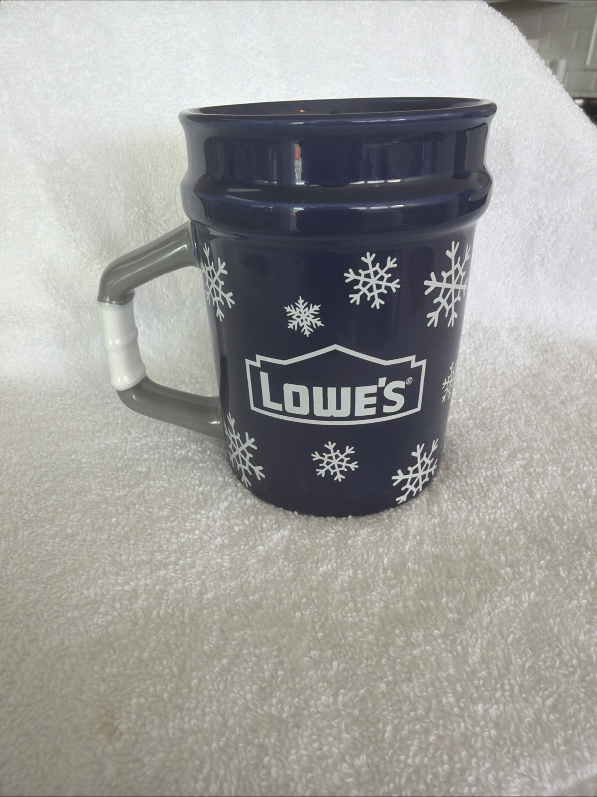 Lowes 15 Oz Ceramic Coffee Mug Blue Bucket Design 2025 Snowflake Limited Edition