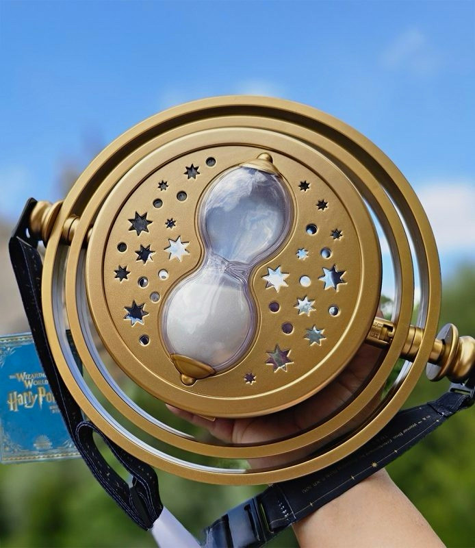 Universal Studios Harry Potter Time Turner Style Hourglass Popcorn Bucket