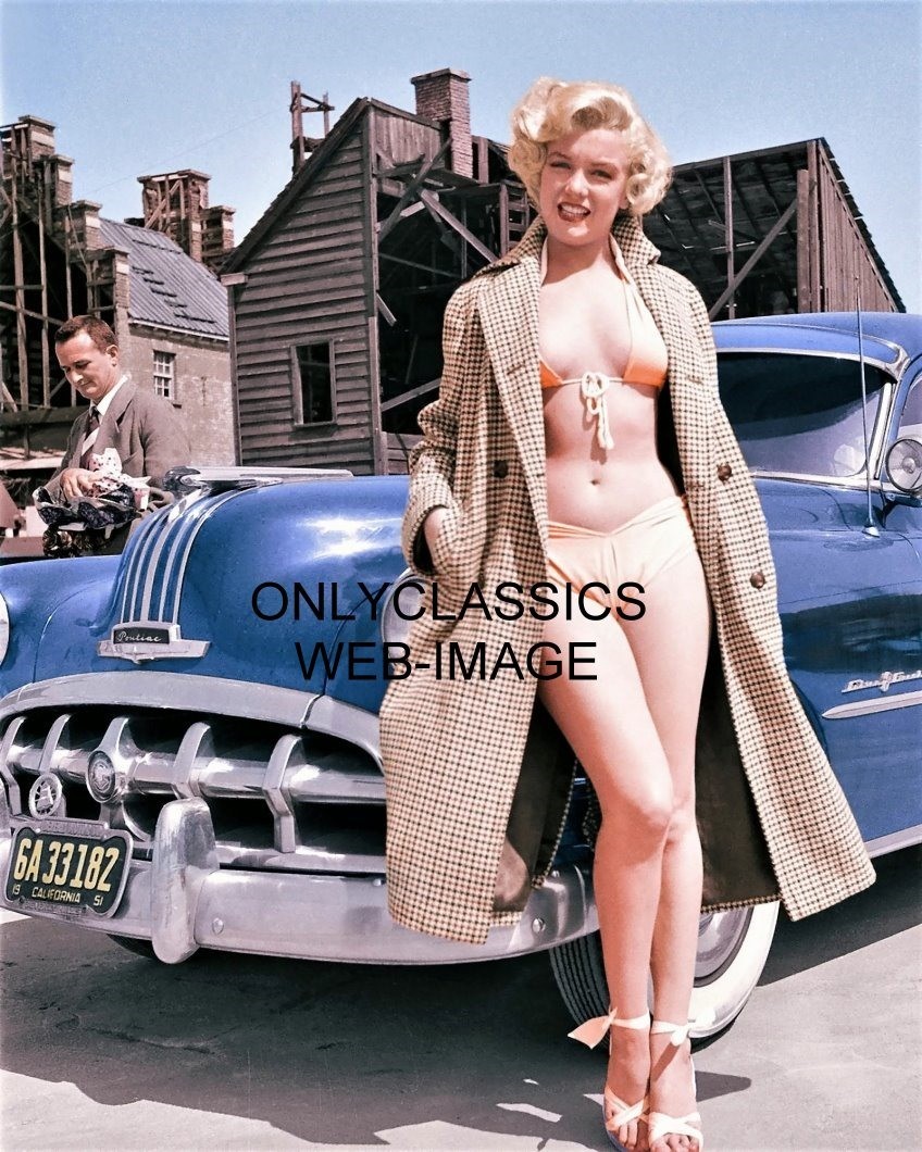1951 SEXY MARILYN MONROE BIKINI SWIMSUIT BY PONTIAC CAR 8X10 COLOR PHOTO PINUP