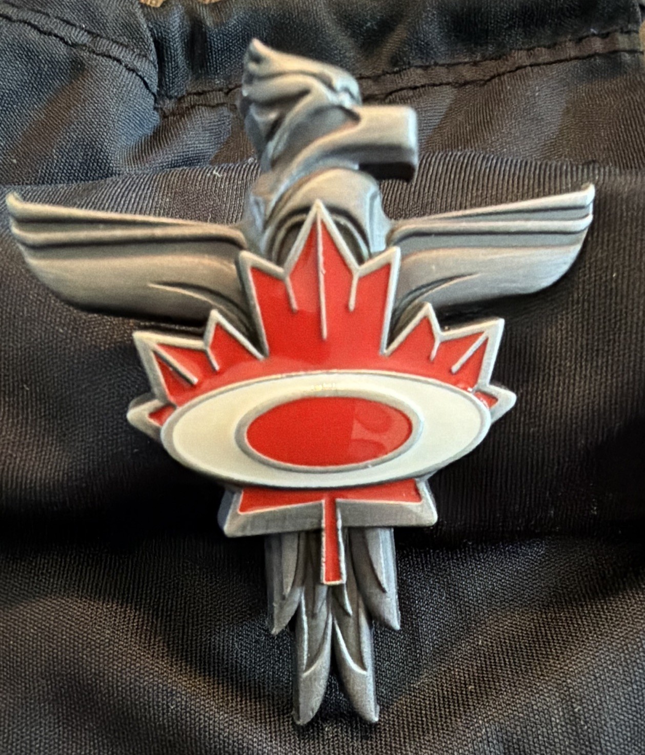 Oakley Totem Maple Leaf Pin Vancouver 2010 Olympic Games Metal Collectible 