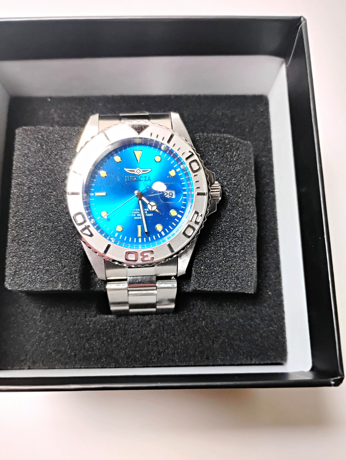Invicta Pro Diver Stainless Steel Watch Blue Dial Bracelet Model 29945 w/ Box