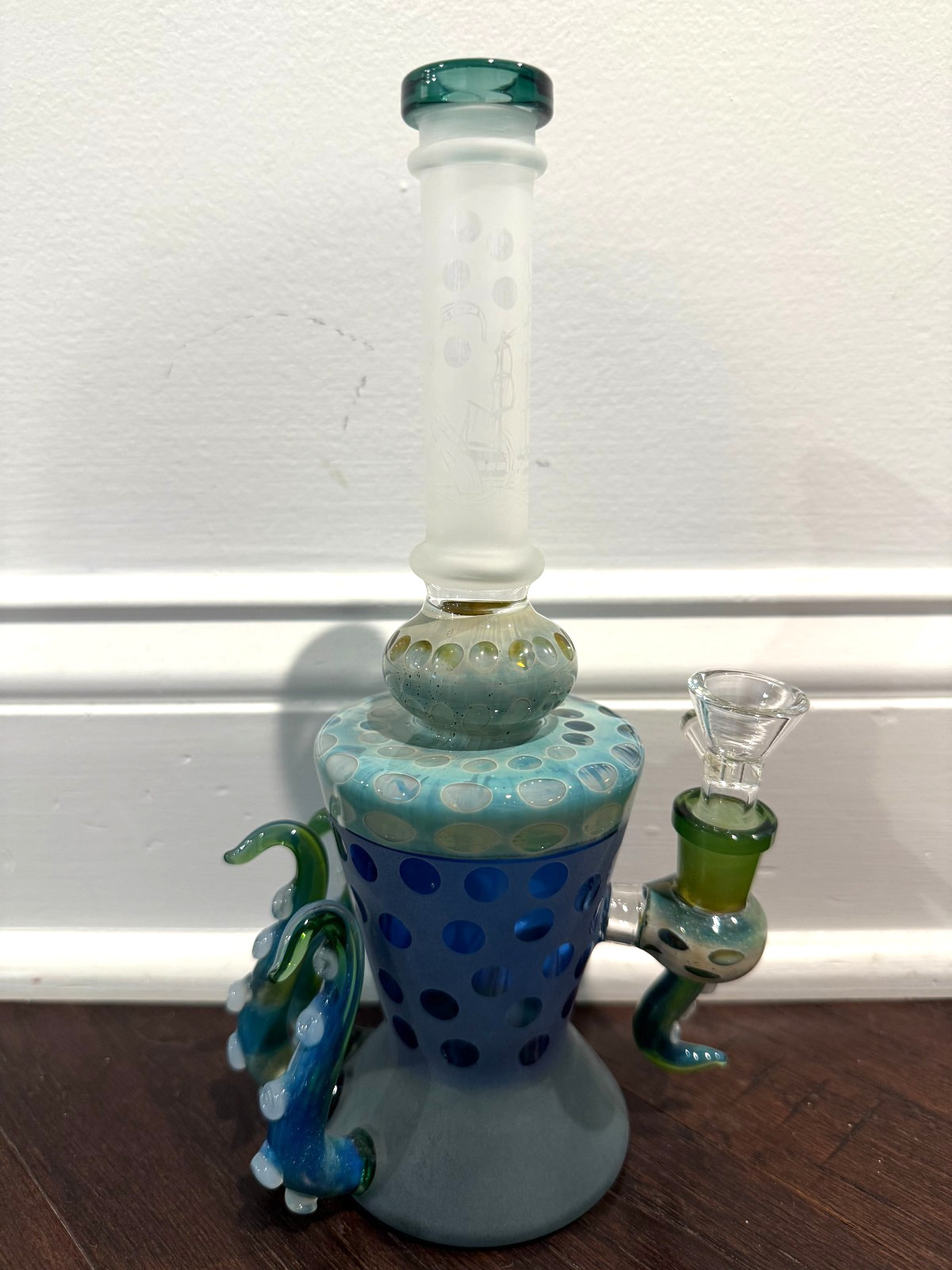 9.5” Premium Glass Water Pipe Art Loch Ness Sea Monster Etched Boat 14mm