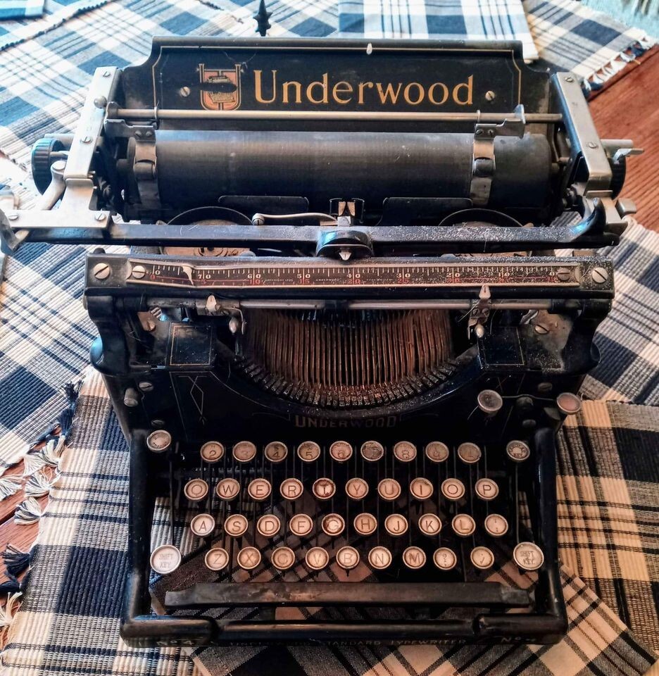 Rare Antique 1909 Underwood Typewriter Nr 4