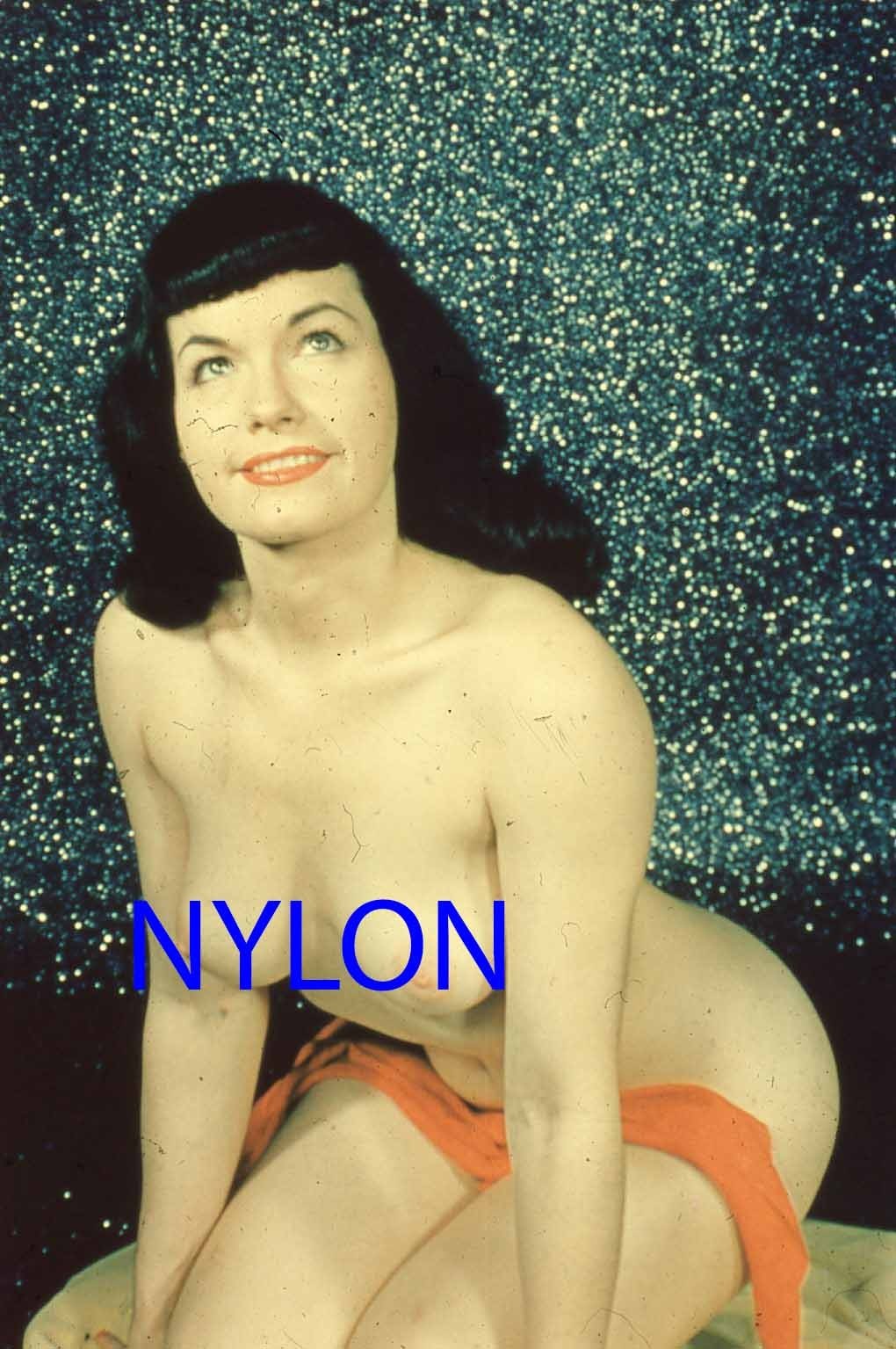 RARE VINTAGE 1950s 35mm COLOR SLIDE OF BETTIE PAGE BY ALLEN COBERT