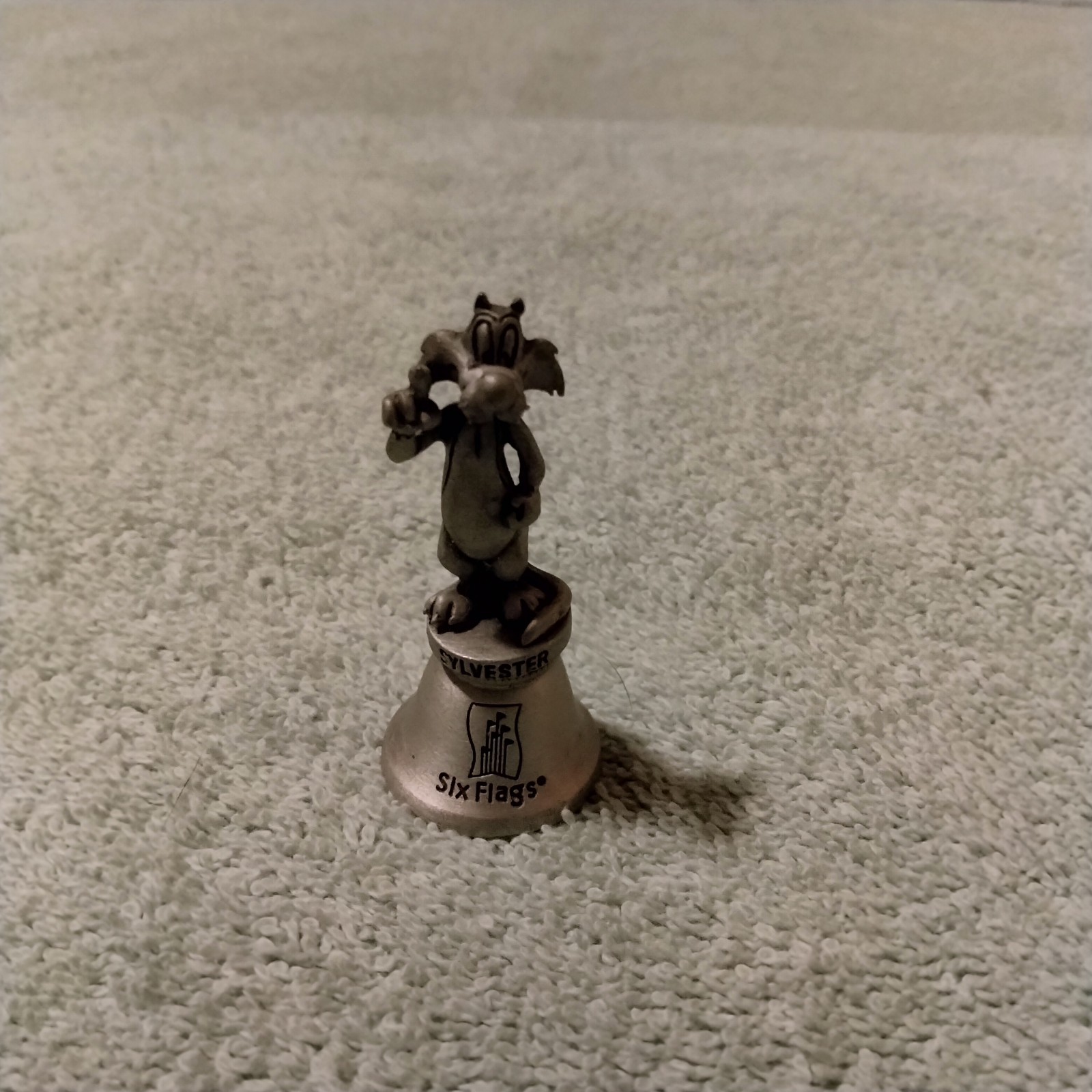 Six Flags Vintage 1993 Warner Bros Sylvester Pewter Bell 2 1/4 Inch