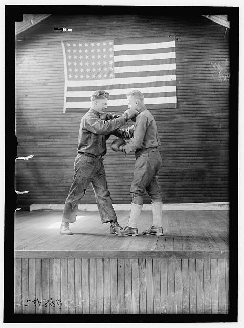 Photo:YMCA Training Camp 1918 Boxing Drill Soldiers American Flag