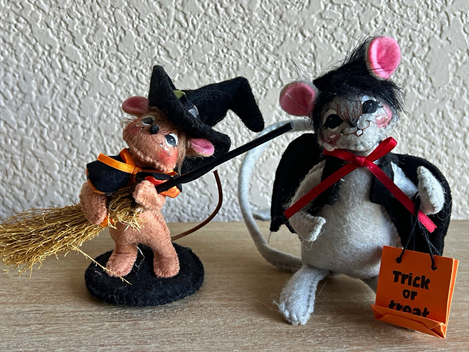 Annalee Halloween Mouse Plush 4.5” Figures Witch & Dracula Set 2015 With Tags