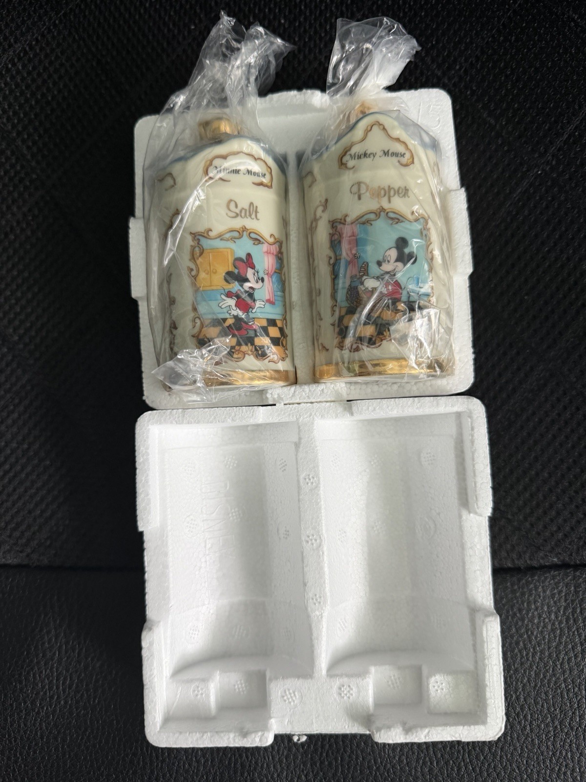 1997 Lenox Mickey & Minnie Animated Classics Salt & Pepper Shakers- Porcelain
