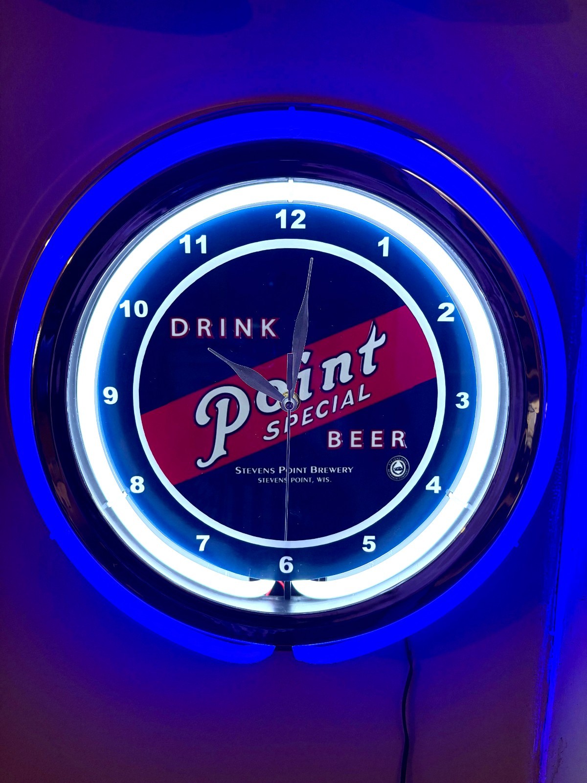 Point Special Beer Wisconsin Bar Man Cave Neon Style LED Clock Advertising Sign