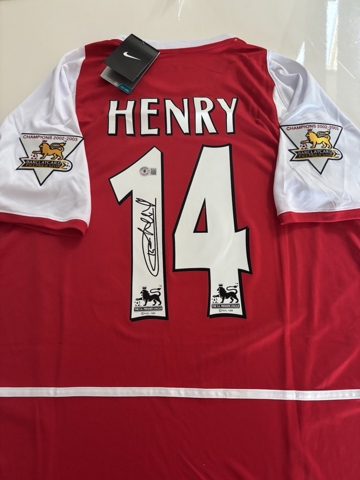 🔥⚽️ Thierry Henry, Hand Signed Arsenal London Jersey, Beckett COA ⚽️🔥