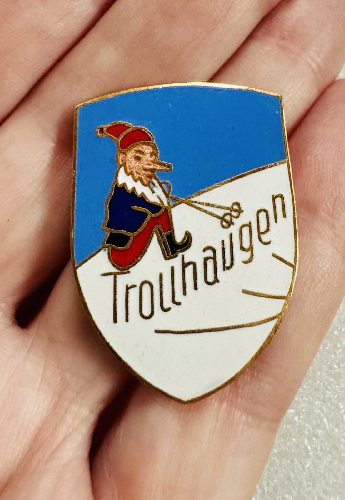 Vintage Trollhaugen SKI AREA Travel Souvenir Skiing Lapel Hat Pin ~ Wisconsin