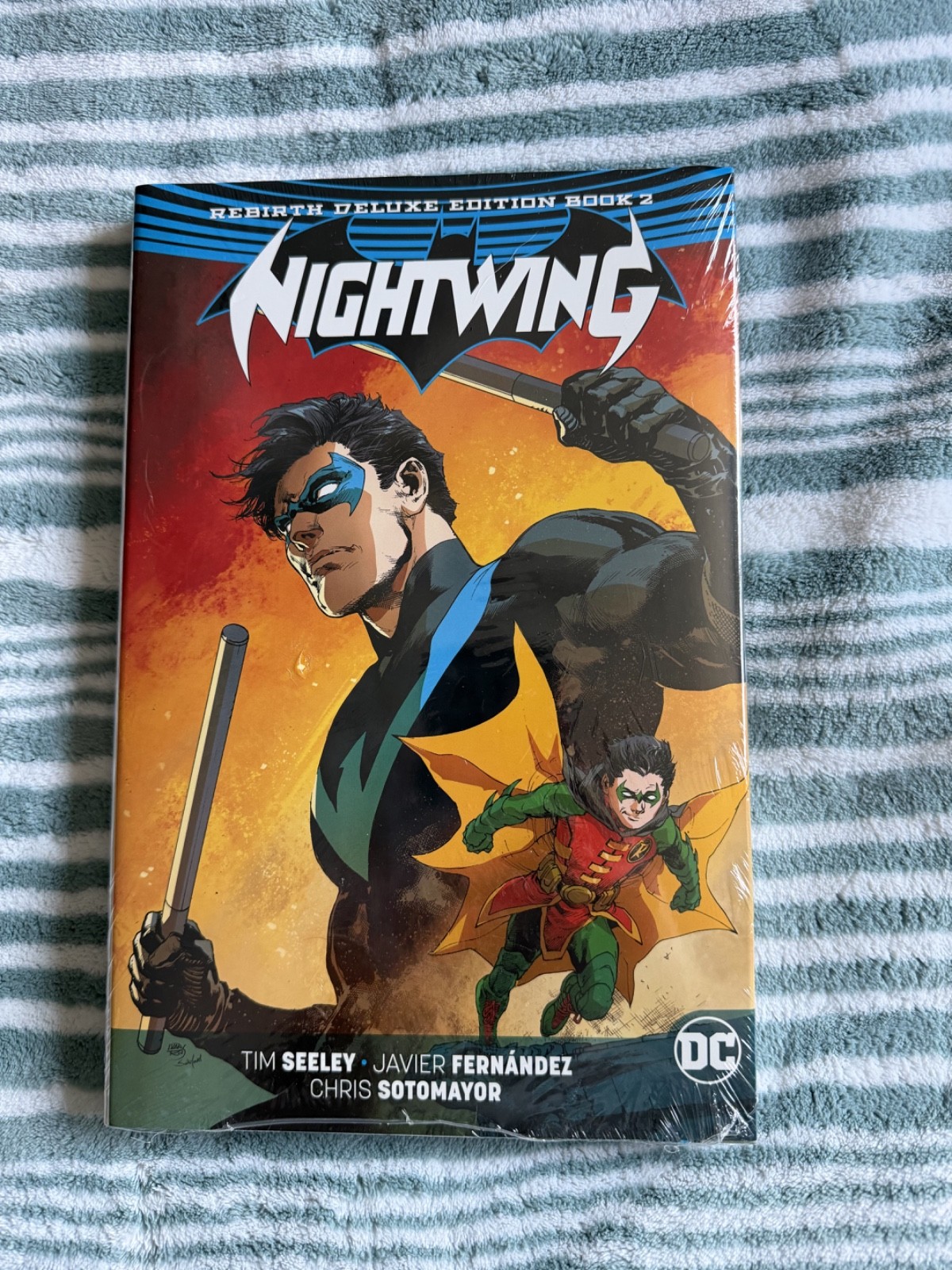 DC Comics NIGHTWING Rebirth Deluxe Edition Book Volume 2 HC • Factory Sealed
