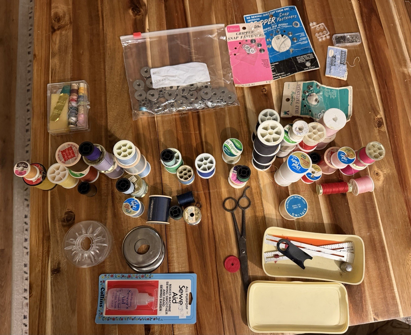 Vintage Sewing Notions Lot Thread Bobbins Snaps Fasteners Tools
