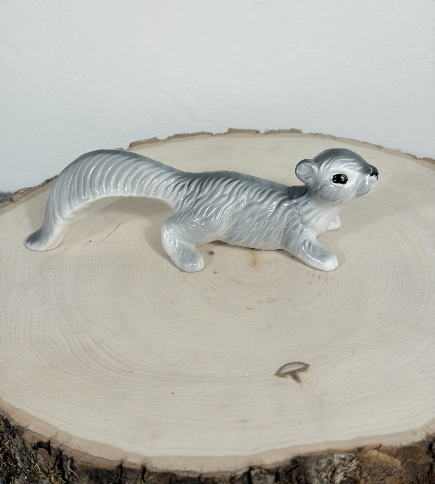 Vintage Artmark- Ceramic Grey Squirrel Figurine / Wall Climber- Japan, 7\
