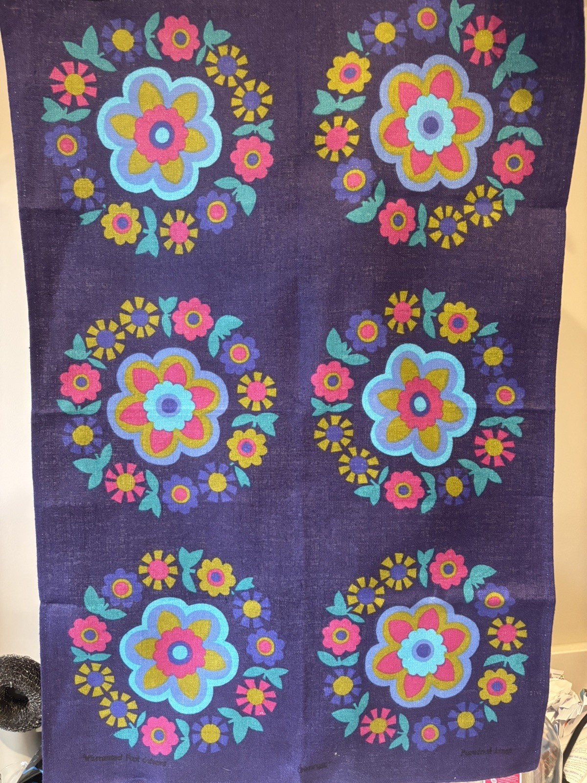 Vintage 1970s Flower Power Pure Irish Linen T-towel Tea Towel Great Condition