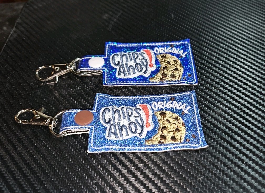 Nabisco Chips Ahoy Cookies Sparkling Lot of 2 Keychains