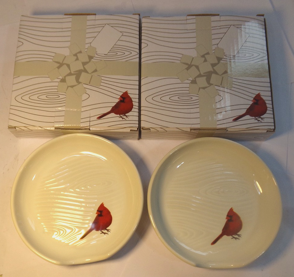 Temptations CARDINALS Winter Woodland SPOON RESTS Set of 2 with gift boxes NEW