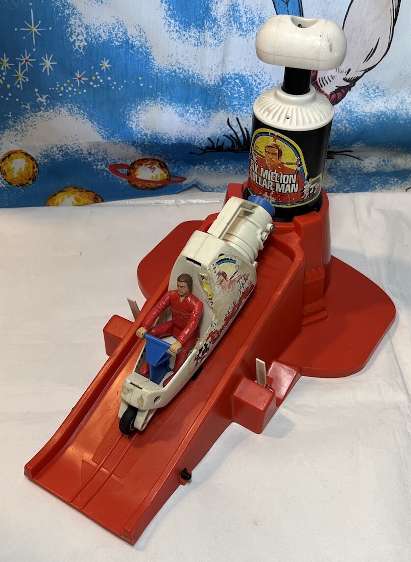 Vintage Kenner $6 Million Man Tower Cycle Set Lot 1975
