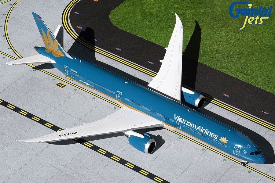 Gemini Jets G2HVN892 Vietnam Airlines Boeing 787-10 VN-A879 Diecast 1/200 Model
