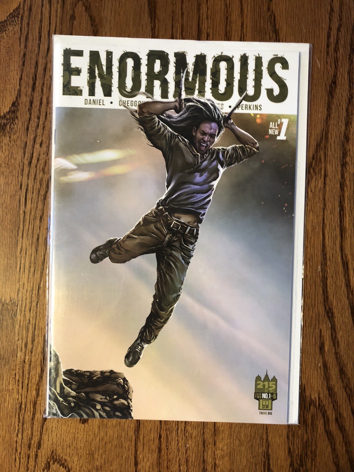 ENORMOUS #1 Cover A First Printing 2015 215Ink #1 of 6 Comic Book VG Condition