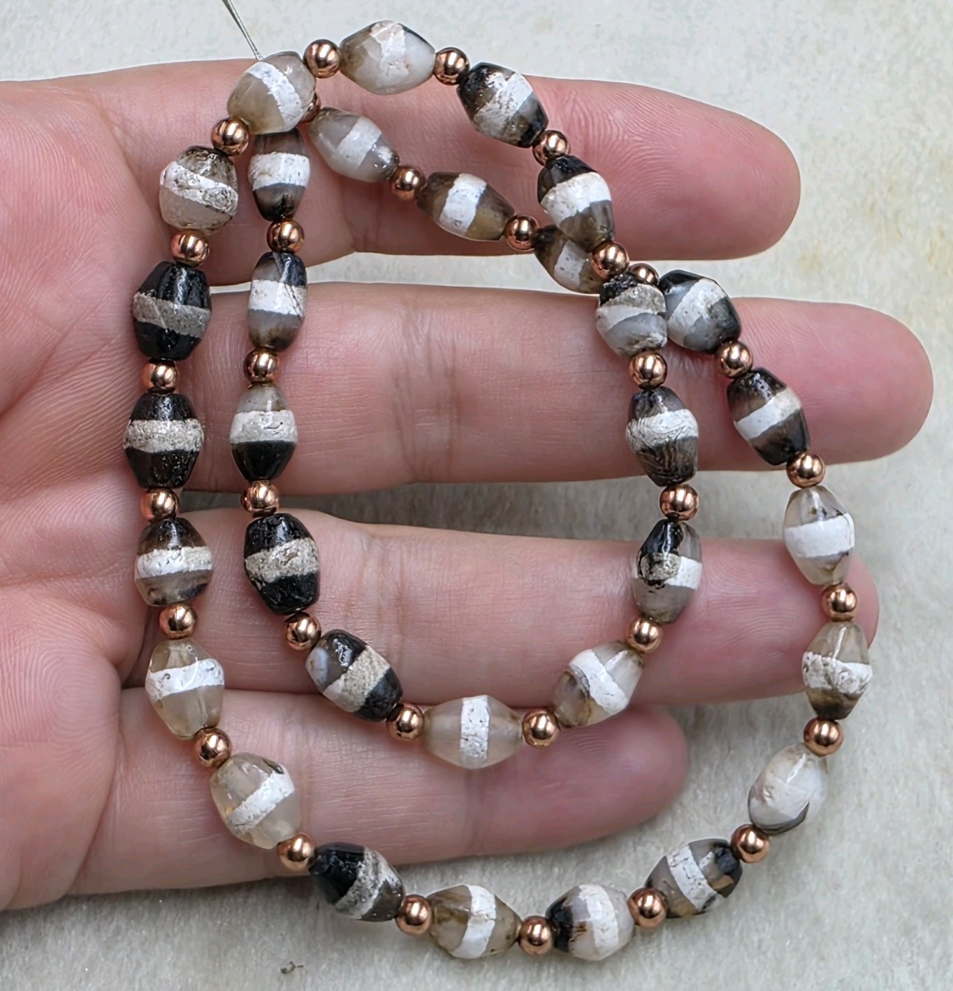 Himalayan Tibetan Cultures Stripes Chung Dzi Zee Agate Beads