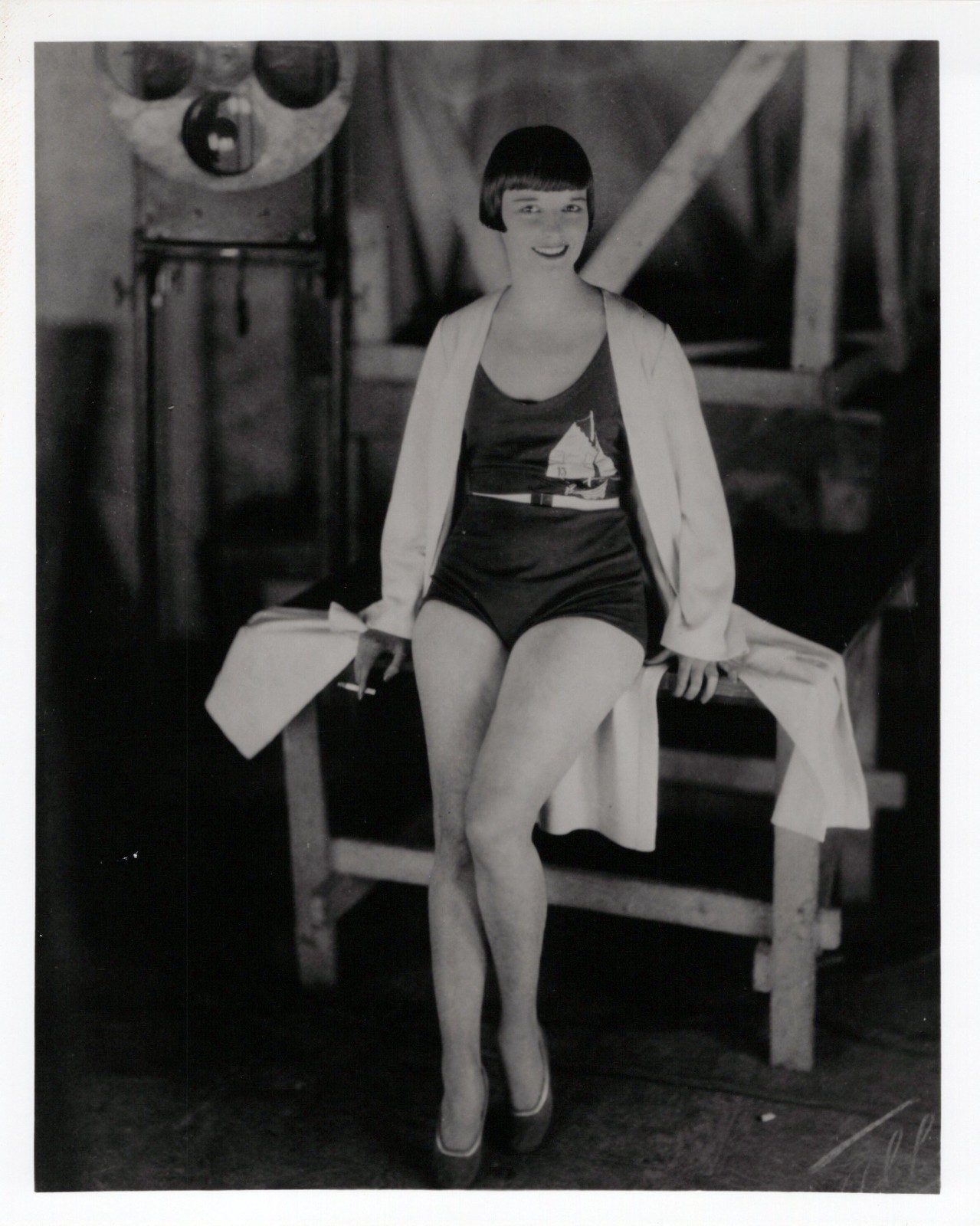 Louise Brooks (1950s) ❤ Hollywood Beauty Stunning Portrait Vintage Photo 933K