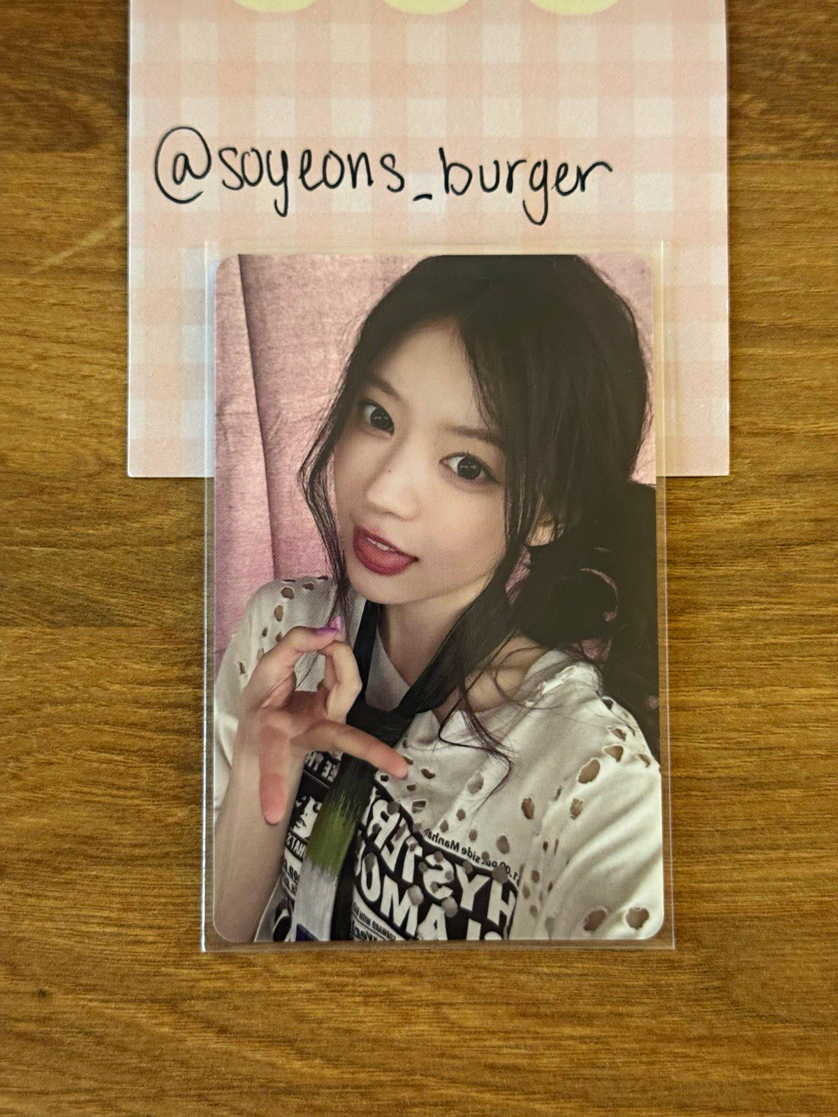 Official MOKA Photocard [I Got Your Back] (FRUiTS Special Limited Ver) ILLIT