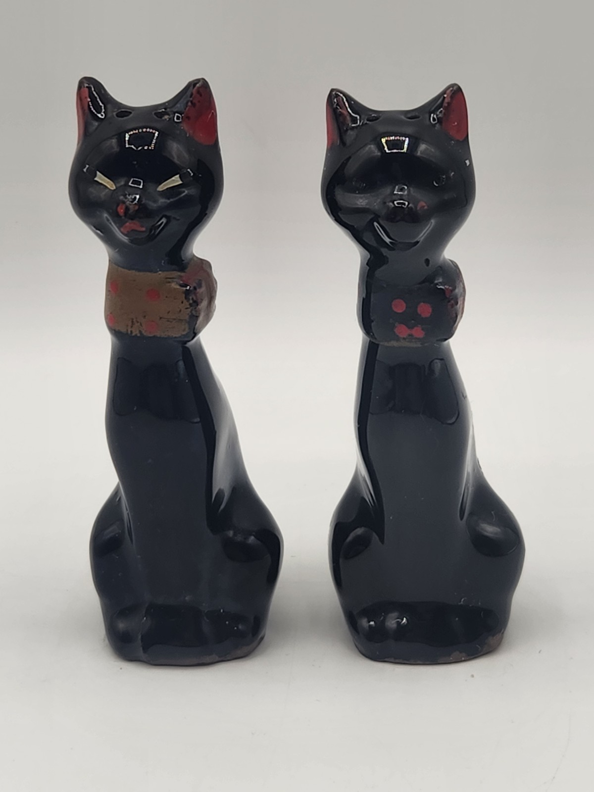 Vintage MCM Black Cat Salt & Pepper Shakers Skinny Set Halloween Japan Polka Dot