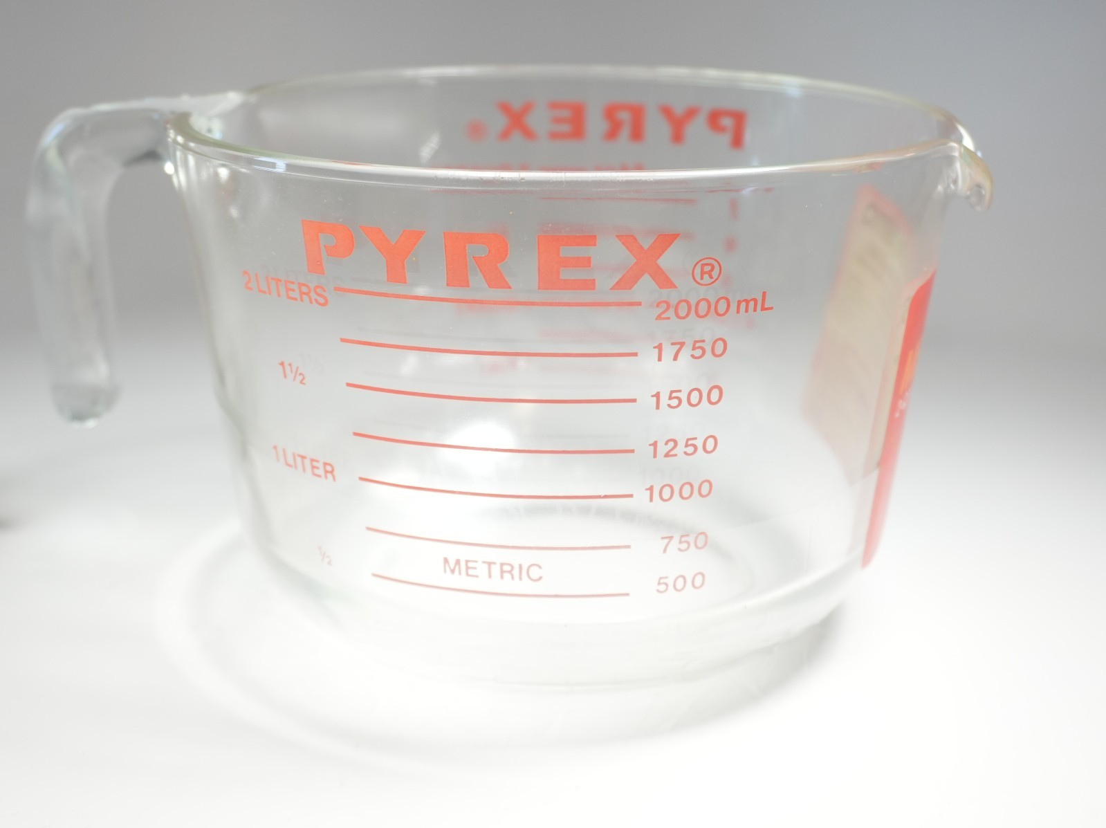 NEW Pyrex Measuring 8 Cup Glass 64oz Red Lettering 2 Qt Batter Bowl Corning USA