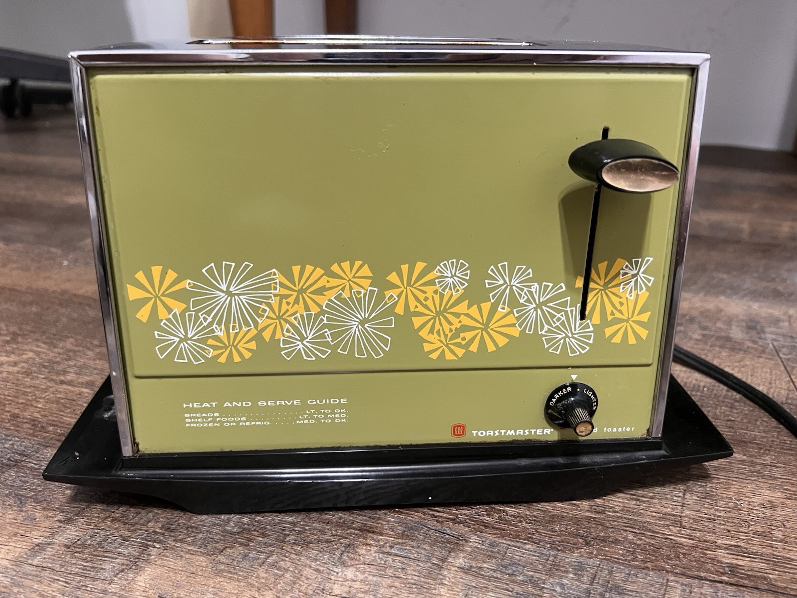 Vintage Toastmaster Sovereign Toaster Green Floral Chrome 2 Slice