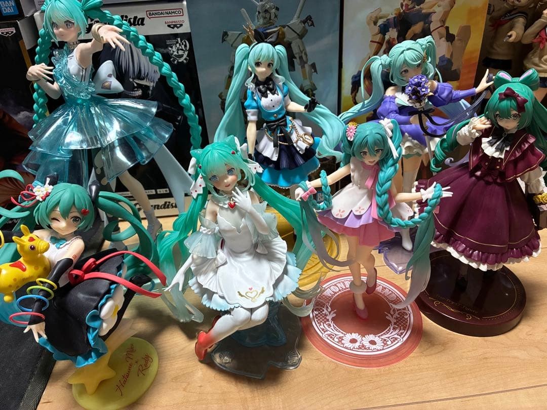 Hatsune Miku Figure Set of 7 Authentic Collectible Anime Figures Japan