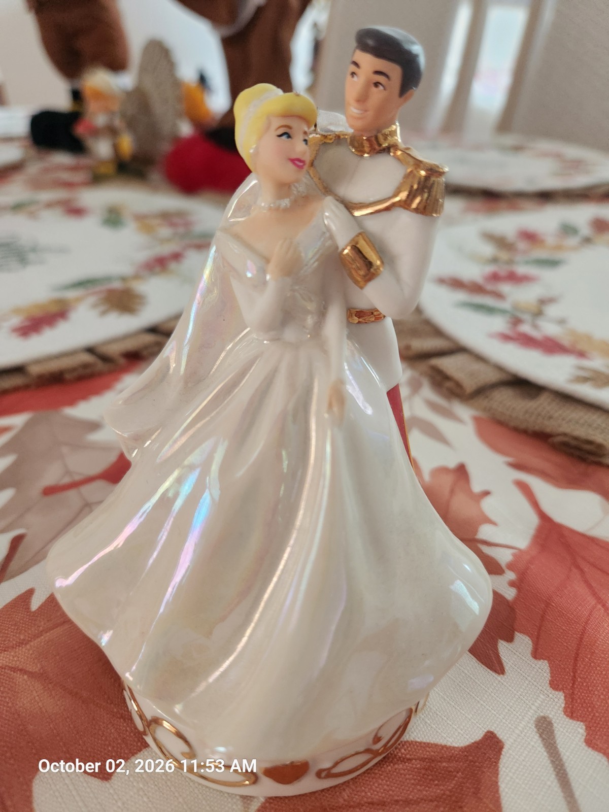 CINDERELLA AND PRINCE CHARMING CERAMIC MUSICAL ORNAMENT FIGURE SO THIS IS LOVE