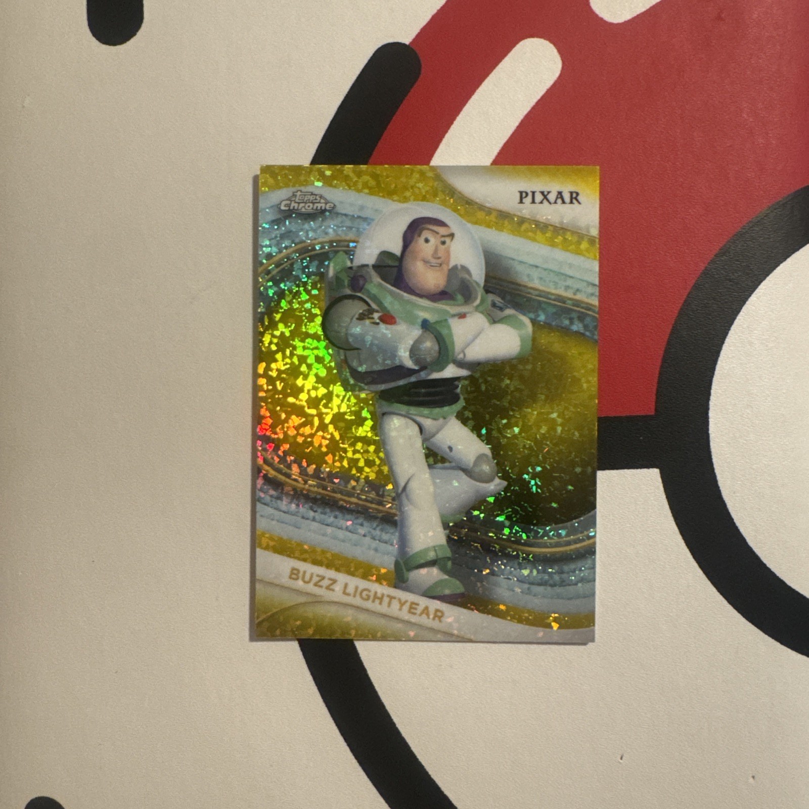 🔥2025 Topps Chrome Disney Buzz Lightyear Gold Refractor  Card #90🔥