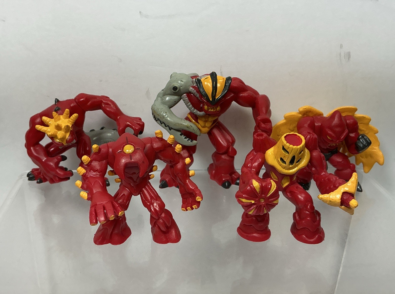 Gormiti - Lava People Of The Volcano  Lot of 5 - 2” Action Mini Figures 2005