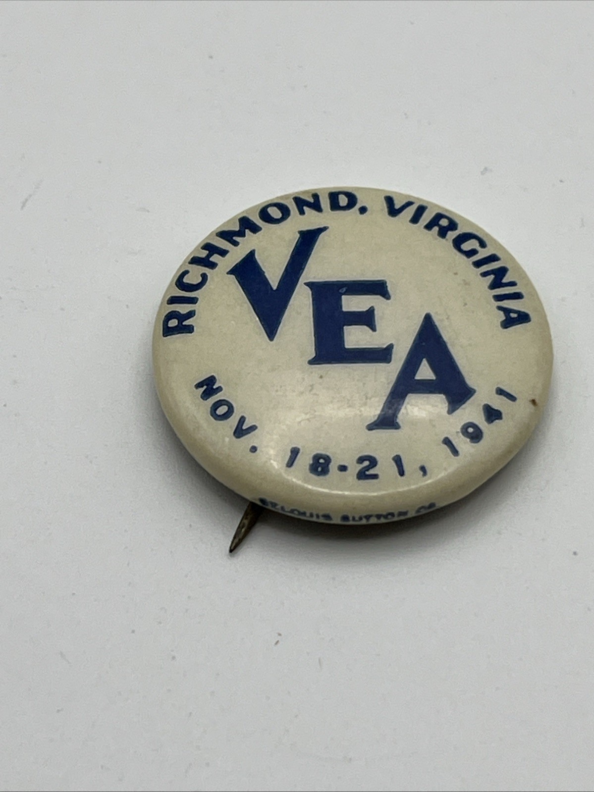1941 VEA Richmond Virginia Convention Pinback Button Nov 18-21 St Louis Button