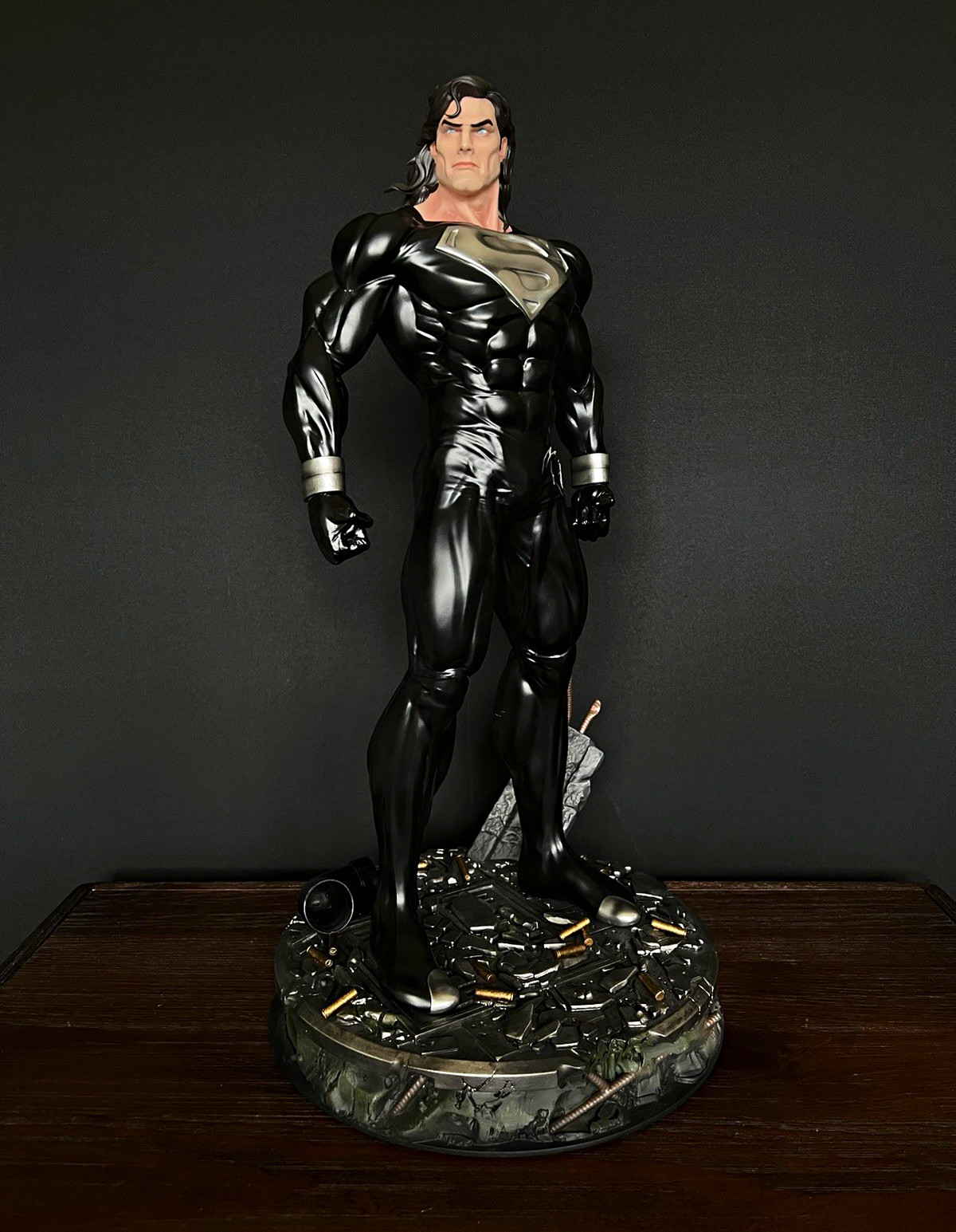Custom Fanart 1/4 Scale Black Suit Death Return of Superman Statue DC Comics