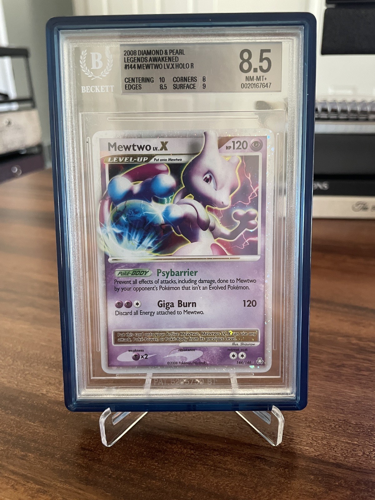 2008 Pokemon - Mewtwo LV. X - 144/146 Diamond & Pearl BGS 8.5
