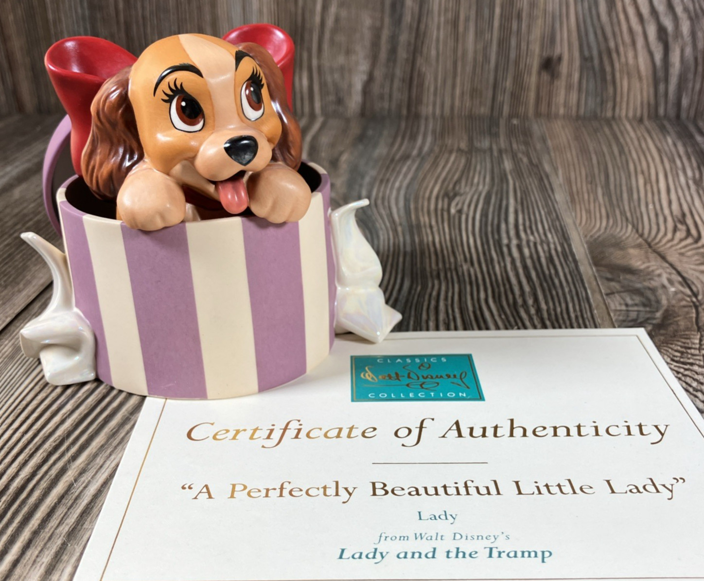 WDCC A Perfectly Beautiful Little Lady 1999 Membership Lady and the Tramp COA